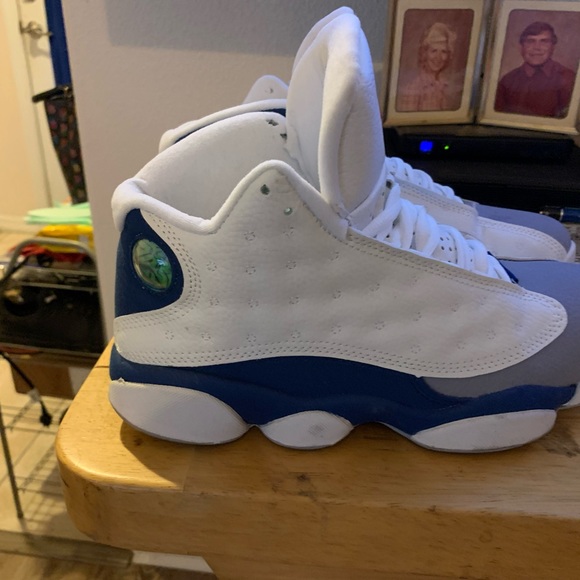 Men’s 8 1/2 Jordans only wore one time for 25 minutes. Still look brand new. - Picture 3 of 5